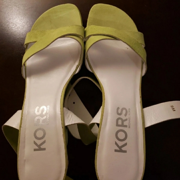 Michael Kors Sandals - Picture 6 of 7